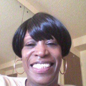 Meet your Posher, Yolanda